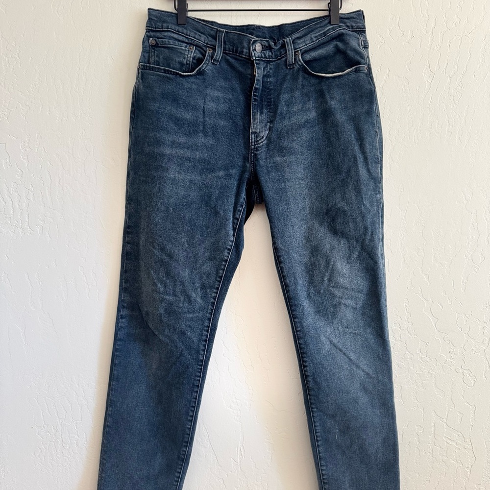 Levi's 541 taper fit stretch jeans